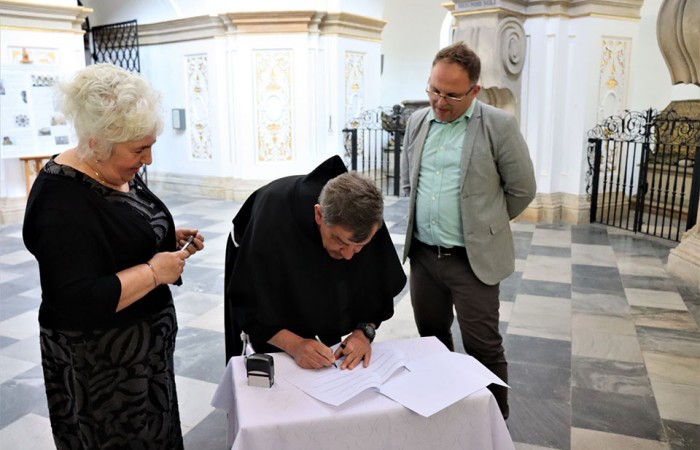 mauzoleum-piastow-3a